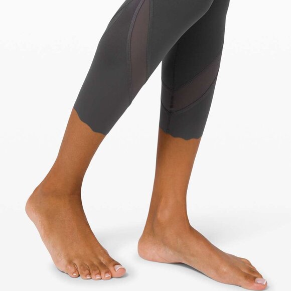 Lululemon Wunder Under High-Rise Crop 23" *Updated Scallop Full-On Luxtreme - Picture 4 of 4